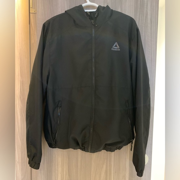 Reebok black jacket with hood (Medium) - Picture 1 of 5